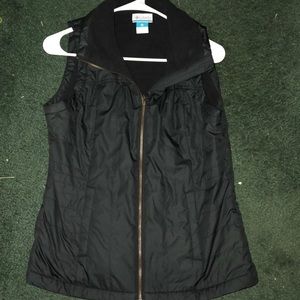 Columbia vest